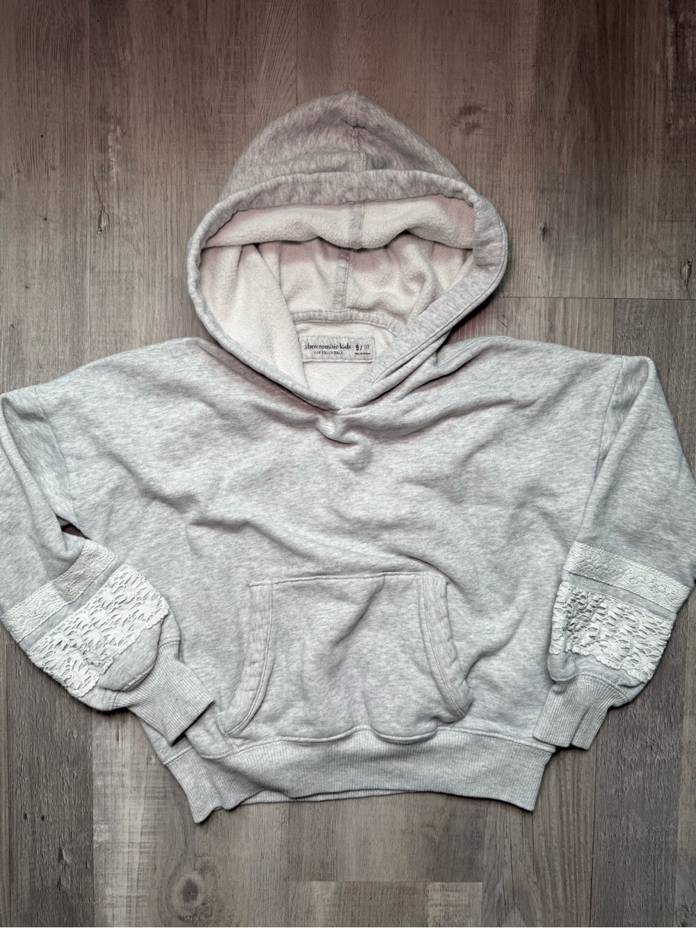 Abercrombie Kids Girls Size 9/10 Gray Lace Sleeve Hoodie Sweatshirt